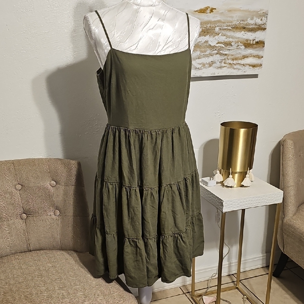 Banana Republic Sage Green Spaghetti Strap Midi Dress